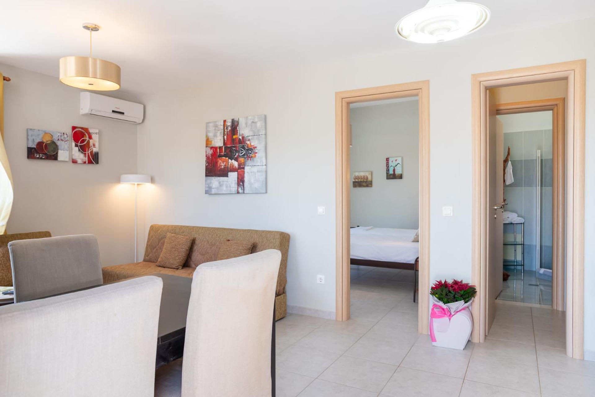 Stratos By Mroom Apartments Makrýgialos Eksteriør bilde
